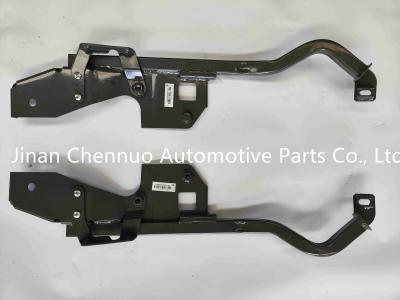 China 71041610-6498 71041610-6497 Iron Bumper Left Bracket Iron Bumper Right Bracket Heavy Truck Parts for sale