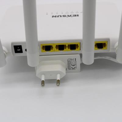 China 4G indoor router 4g CPE 4G LTE wifi router with RJ11 ports and Ethernet FDD B1/B3/B5/B8 ports for sale