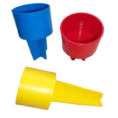 China Beach Drink Tools Promotion Beach Cup Holder Plastic Beverage Cup Holders for sale