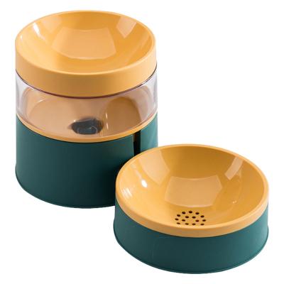 China Hot Selling 3 Color Refill Water Anti-fall Puppy Viable Automatic Three-Dimensional Pet Bowl Slow Driver Dog Bowl for sale