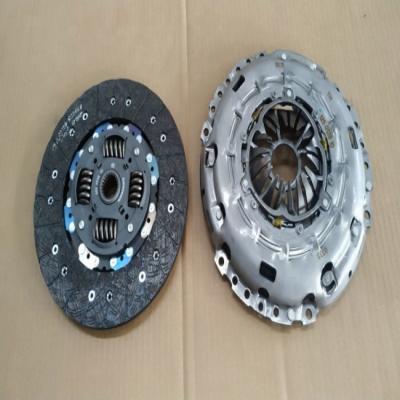 China Genuine Diesel Engine Clutch Kit For Ford Ranger Auto Parts 6M34 7550 aa LUK 6253051090 for sale