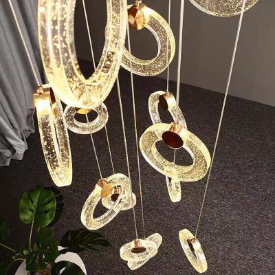 Chine Villa moderne Appartement Salon Escalier en cristal Long Pendant Lampe Avec Trois Couleurs Changer La Lumière Et La Lumière Simple Ring Luxe à vendre
