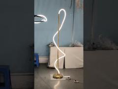 Newish Funny Unique “S“ Snake Shaped Desk Lamp With Plastic Sprayed Iron Frame Desktop SMD Silicone