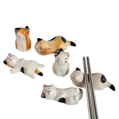 China Viable Japanese Style Ceramic Chopstick Holders Rest Cat Design Cute Chopsticks Holders Rest Care Rest Kitchen Art Craft Tableware for sale