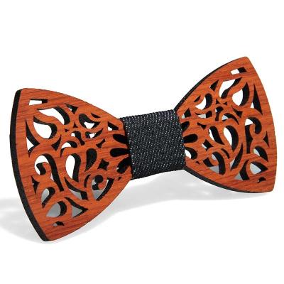 China Hot Sale Solid Wooden Bow Tie Striped Wooden Bow Tie Fashionable Natural Environmentally Friendly Bow Tie Neckerchief for sale