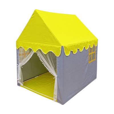 China Sports Toy High Quality Indoor /Outdoor Play Castle Tent Easy Assemble Child Camping Tent for sale