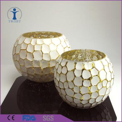 China High quality fragrant wholesale wedding decoration electroplate cheap technology round glass candle holder for sale