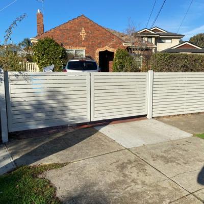 China Environmental Friendly OFDT Newly Design Aluminum Fence Panels , Cheap Garden Fence Panels Metal Fencing Panels Aluminum à venda