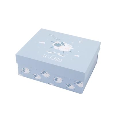 China Recyclable Custom Gift Box Creative Cartoon Mother And Baby Gift Box Packaging Folding Box for sale