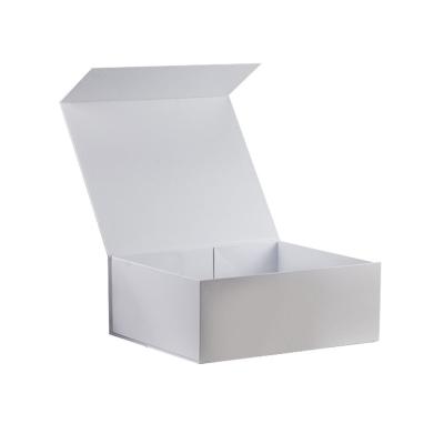 China 33*29*13cm Recyclable Custom White Universal Gift Box Packaging Boutique Folding Retail Box for sale