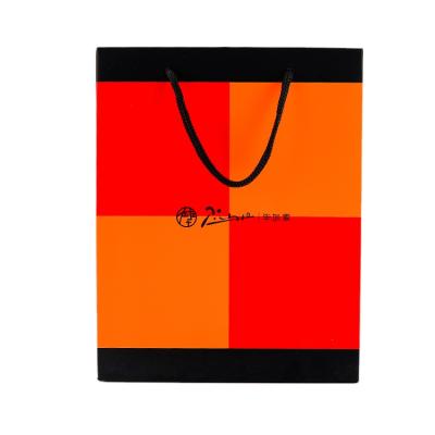 China Recyclable Custom Paper Print Gift Shopping Bags With Your Own Logo for sale