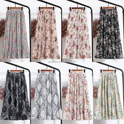 China Vintage Elegant Fashion Women's Velvet Pleated Dress High Waist Breathable Vintage Women's Flower Bank Line Dress Long Midi Velvet Pleated Dress for sale