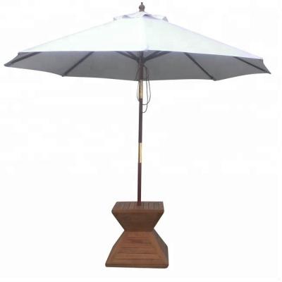 China Modern 9' Round Umbrella, Wooden Pole for sale