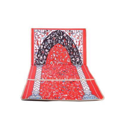 China Muslim Prayer Mat Foldable Islamic Prayer Carpet Multicolor Soft Portable PRAYER Mats for sale