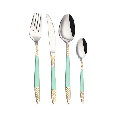 China Stocked Logo Restaurant Custom Gold Plated Spoon Set Gold Plated Silverware Set In Box Goldtone Silverware for sale