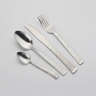 China BC3023A Sustainable Popular Spoon And Fork Set Viners Cutlery Forks With Hammered Design for sale