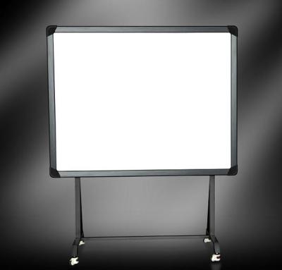 China Potable IR Wall Mounted Whiteboard / 82