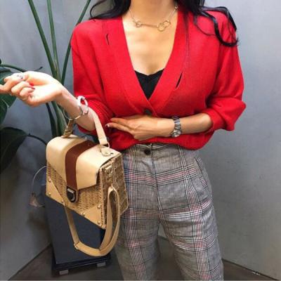 China 2019 New Fashion Straw Bag Central Institute of Statistics Korea Female Ring Handle Leather Straw Round Clutch Bag for sale