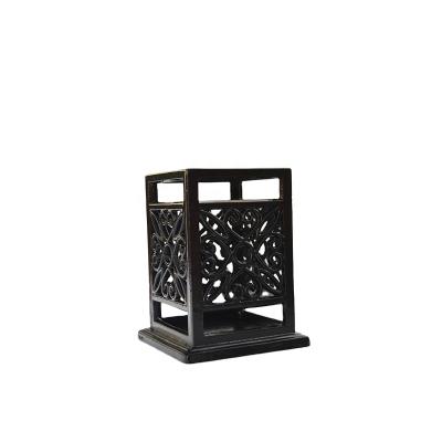 China Sustainable Vintage Decorative Cast Iron Cookware Organizer Utensil Holder For Countertop Cooking Tools Utensil Jug for sale