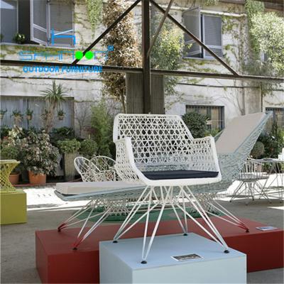 China Contemporary Luxury Hotel White Garden Furniture High Back Outdoor Metal Garden Chair Set (31007) for sale