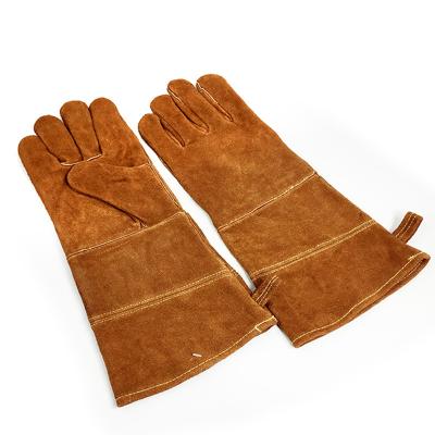 China Printed Protective Cow's Cooking Split Leather Gloves Oven Grill Fireplace Barbecue Glove Set BBQ Heat Resistant Gloves for sale