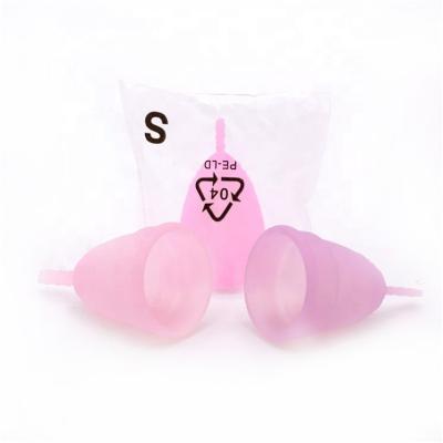 China Portable and environmentally friendly soft hot sale silicone menstrual cup menstrual cup women's menstrual cup for sale