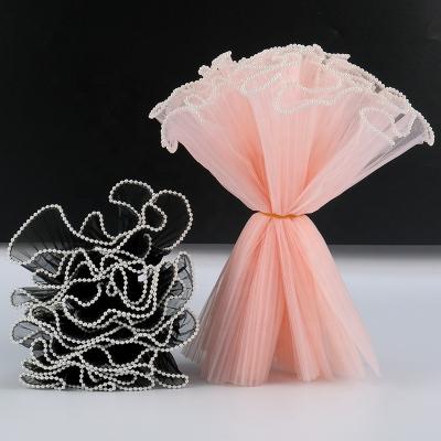 China Wave Wire Florist Bouquet Wrapping Material Anti-static Edge Pleated Wire Mesh Wrapped Rose Lined Wire for sale