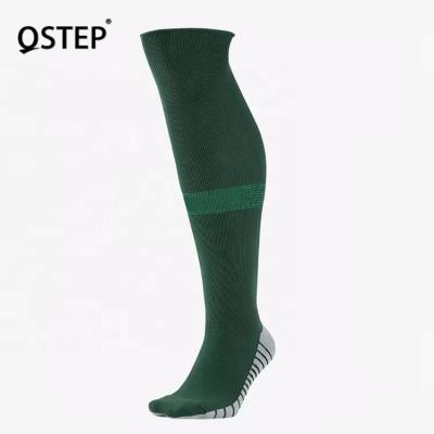 China High Quality Wholesale Custom Logo Antibacterial Green Knee High Mens Sports Soccer Socks Soccer Socks for sale