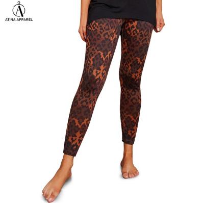 China 2021 Newcomer Viable Bottoms Wide Leopard High Rise Womens Waistband Yoga Legging With Cropped Inside for sale