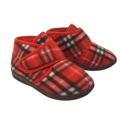 China Wholesale Thermal Trellis Printing Orange Boots Winter Kids Indoor Slippers for sale