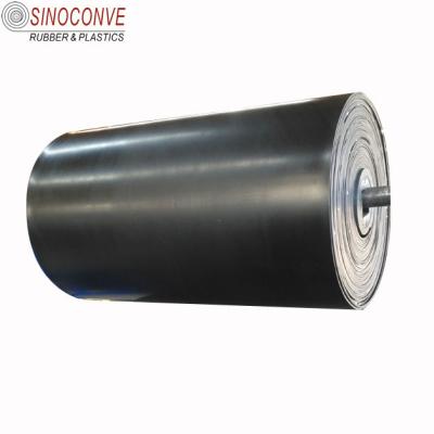 China EP300 Fabric Heat Resistant Rubber Conveyor Belt for High Temperature Applications for sale