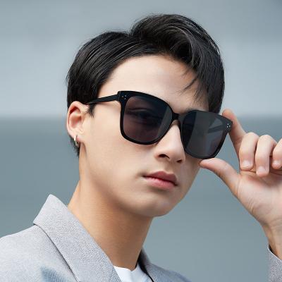 China 400 2021 Latest Custom Logo Anti-UV Trendy Fashionable Men Womens Sunglasses For Summer for sale