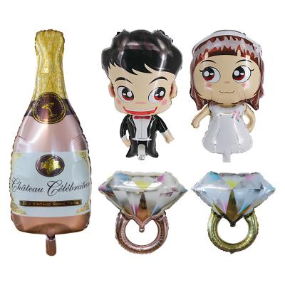 China Romantic Gift Toy BLN Wedding Decorative Helium Balloons Will You Marry Me Valentines Diamond Ring Foil Balloon Globos Beer Suppliers for sale