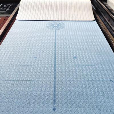 China Two Tone Yoga Mat / Harmless Thermoplastic Elastomer, Comfortable Non Toxic Fitness Mat, non skid yoga mat Blue for sale