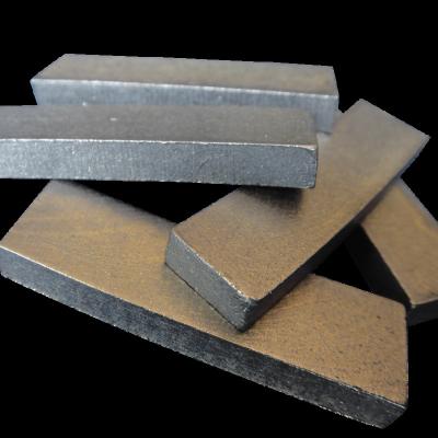 China Granite 600mm High Sharpness Diamond Segment For Granite With Super Long Working Life for sale