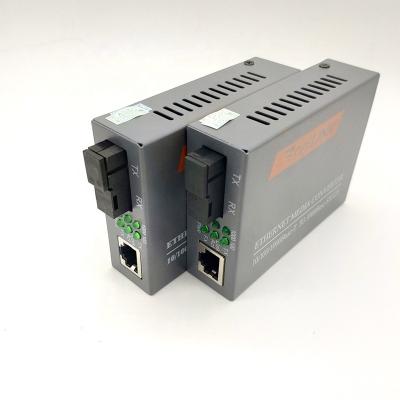 China FTTX Network Gigabit Fiber Media Converter 1000Mbps Single Mode 20KM Fiber SC Fiber Optic Media Converter for sale