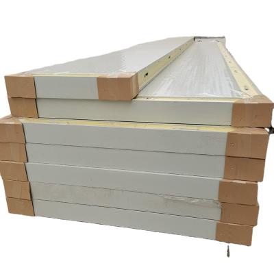 China Industrial PU Sandwich Panel Polyurethane Sandwich Panels For Cold Room for sale