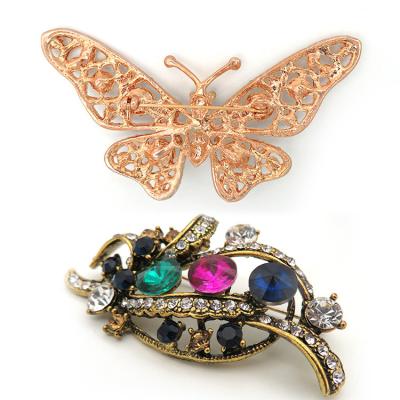 China Luxury Fashion Brooch Flower Shape Clothing Decoration Corsage Brooches Women for sale