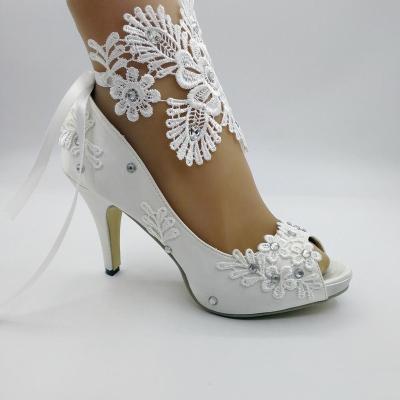 China ZH0916X New Women's Quick-drying White Flowers Ribbon Wedding Shoes Handmade Lace Flower Bridal Bridesmaid Shoes for sale