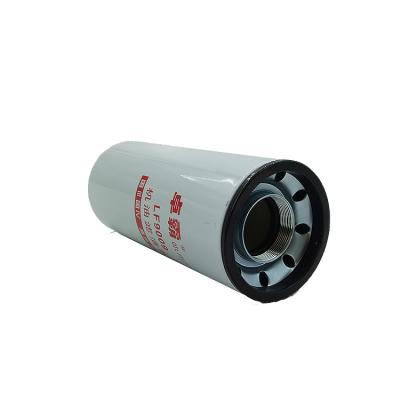 China XMQ6127J Wholesale 6CT230.260 Hp LF9009 Oil Filter For SOLARIS URBINO for sale