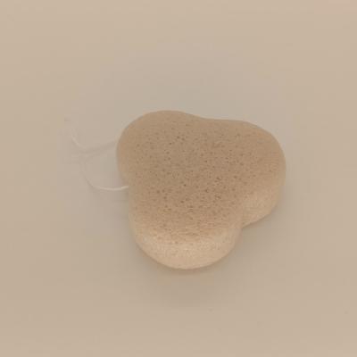 China Tripetalous Konjac Facial Cleansing Sponge 6g Dead Skin Exfoliator Sponge for sale