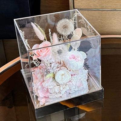 China Real Romantic Preserved Rose Wedding Decoration Preserved Roses Flower Gift In Acrylic Box Valentine Gift for sale