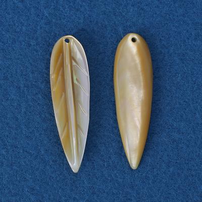 China Shell Wholesale Natural Flat Pearlescent Seashell 30*10mm Button Gold Foil Shape DIY Accessories for sale