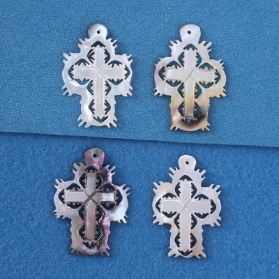 China Shell Wholesale Natural Shell Shape Flat Cross Mother Of Pearl 22 Mm High End Pendant DIY 33* Clothing Accessories for sale