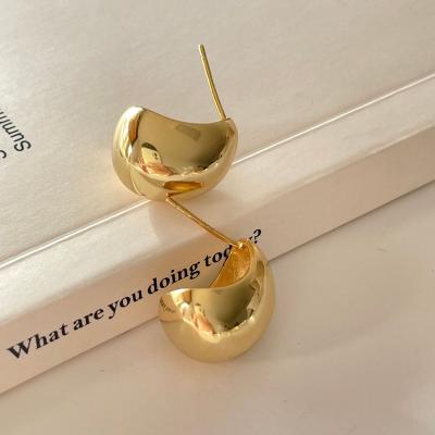 China Minimalist Hyperbole Jewelry Women Smooth Chunky Sterling Silver Stud Earrings 18k 925 Gold Plated for sale