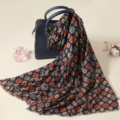 China Classic fashion wool jacquard shawl scarf, pashmina scarf women for sale