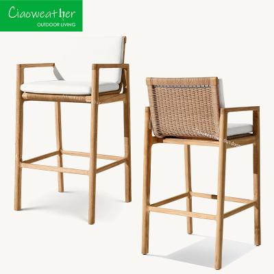 Cina Arredamento esterno Sedile da giardino Arredamento in teak Casa Patio Sedile da bar Sedile da rattan Sedia da bar Sgabello impermeabile al sole in vendita