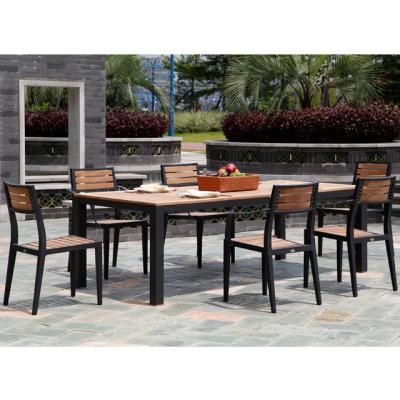 China Outdoor Garden Chair Set Teak Table and Chairs for a Classic Outdoor Setting for sale