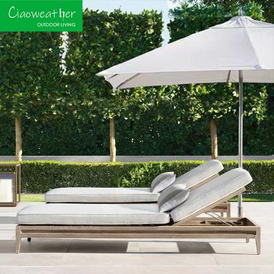 China Modern Style Outdoor Sun Bed Furniture with Waterproof Cushions and Nordic Design Teak Wood Chaise Lounge Recliner for sale