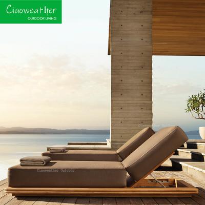 Cina Modern sun loungers per il lusso Resort Chaise al Hotel Patio Outdoor Pool Teak in vendita